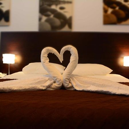 Motel Anghel กาลาจิ ภายนอก รูปภาพ