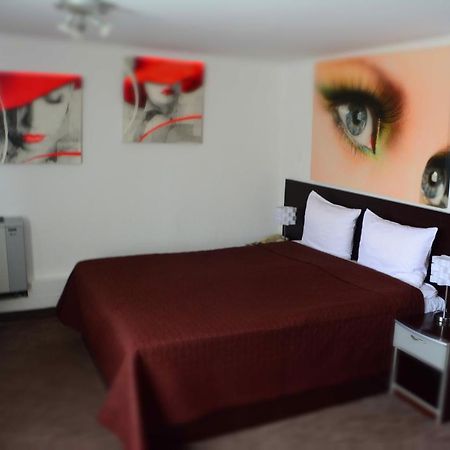 Motel Anghel กาลาจิ ภายนอก รูปภาพ